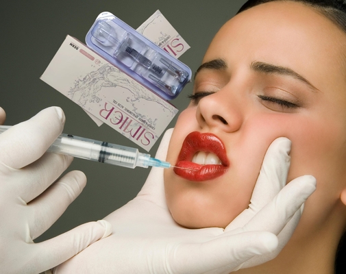 Enjekte edilebilir 2ml Hyaluronik Asit Dermal Dolgu Anti-Yaşlanma kırışıklıkları